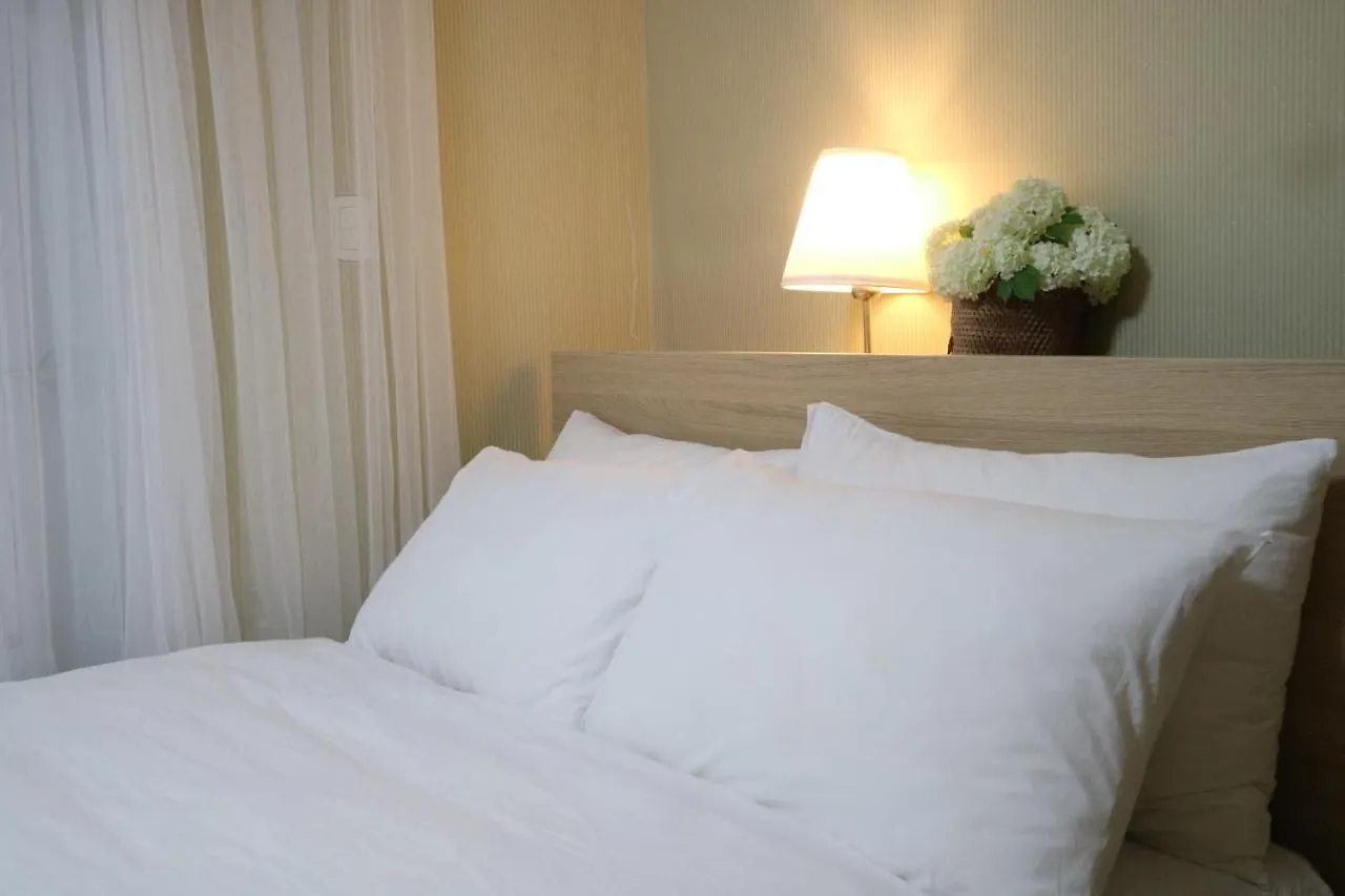 Incheon Airport Mr Kim Guest House 0*,